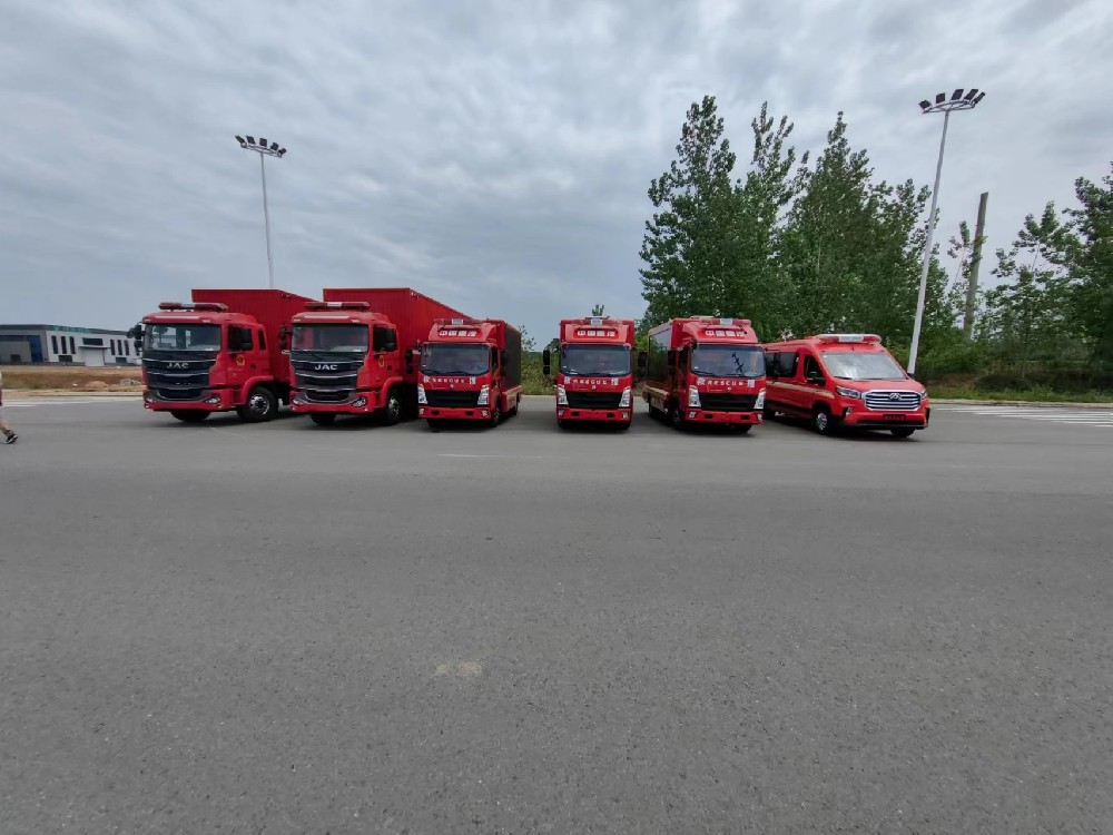 消防宣传车 运兵车  舟艇运输车 车辆交付仪式-沃克莱特种汽车有限公司